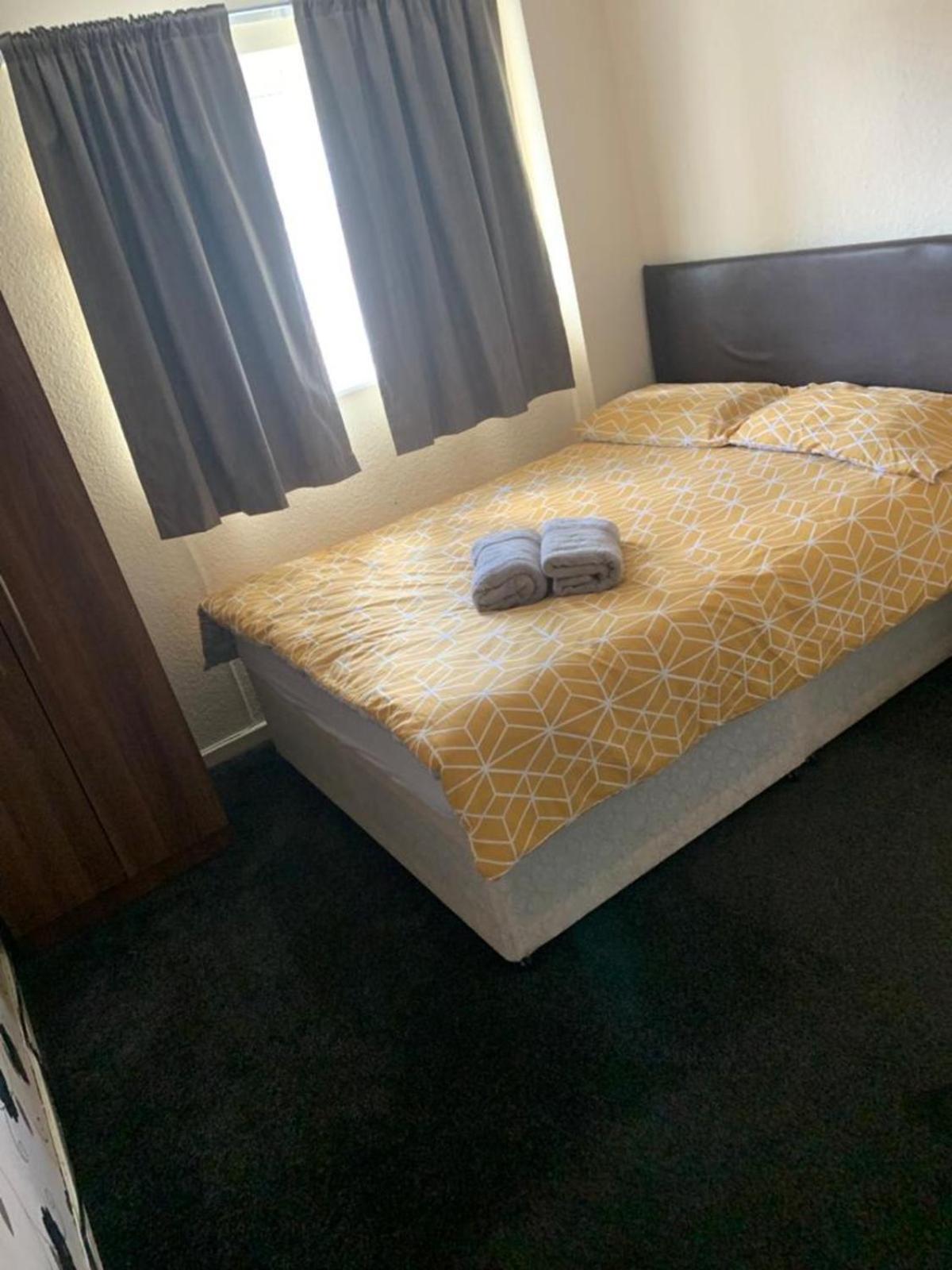 Room Near To Birmingham City Centre With Parking Esterno foto